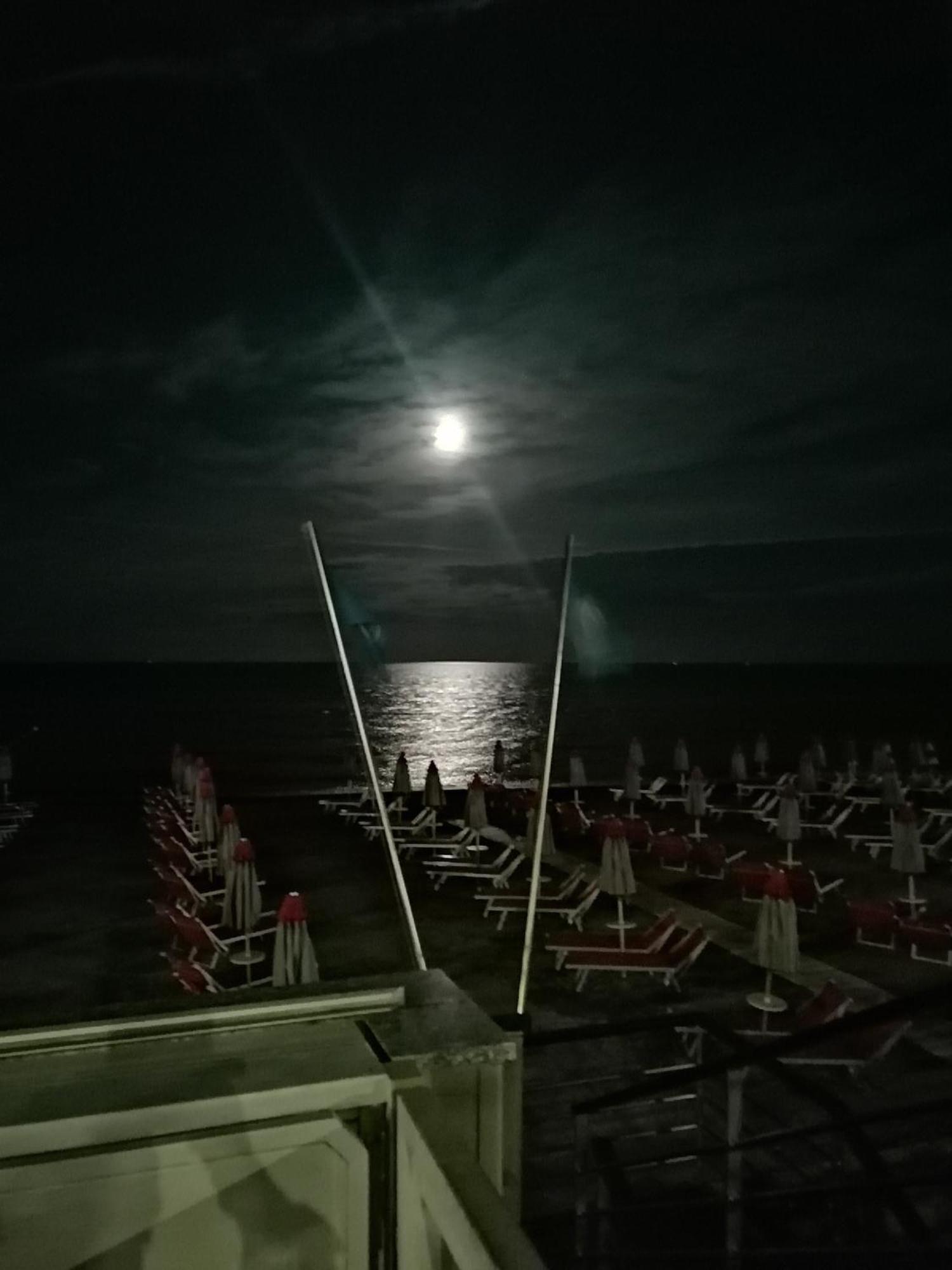 Appartamento Loano Climatizzato Mt 650 Dal Mare Exterior foto